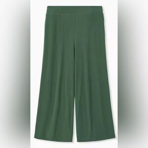 Torrid Crop Pull-On Wide Leg Studio Knit Mid-Rise Pant